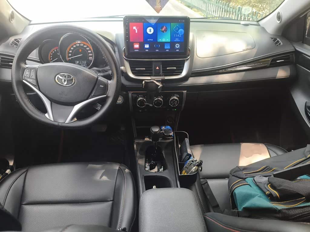 Toyota YARiS L Zhi Xuan 1.5 л 2022 г. Белый, пробег 25200 км