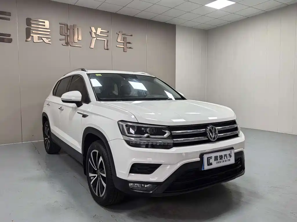 Volkswagen Tharu — миниатюра 3