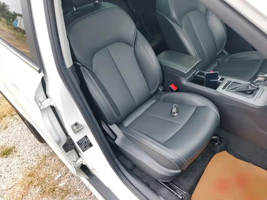 Roewe RX5 — миниатюра 25