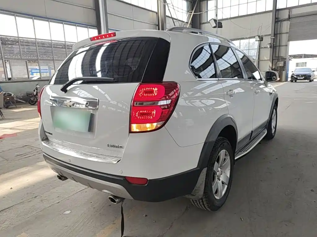 Chevrolet Captiva — миниатюра 7