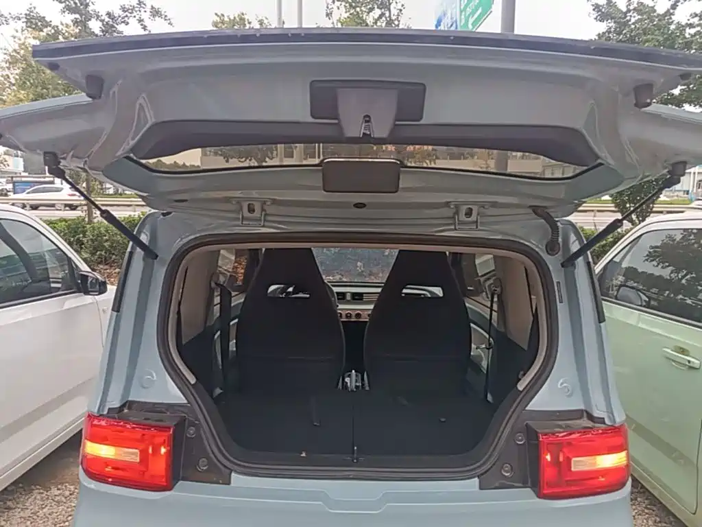 Wuling MINIEV — миниатюра 19
