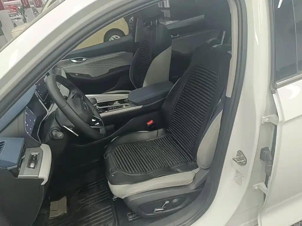 Geely Xingrui — миниатюра 15