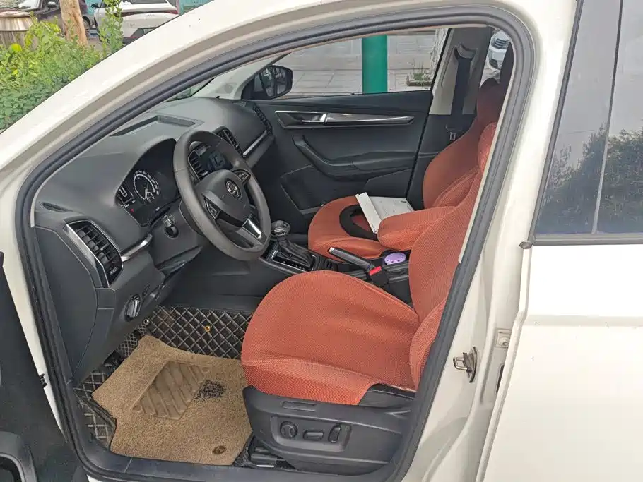 Skoda Karoq — миниатюра 9
