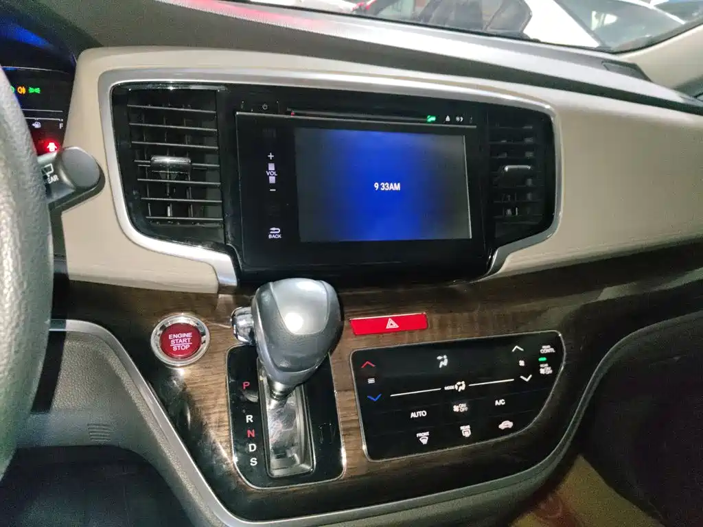 Honda Odyssey 2018 2.4L Luxury