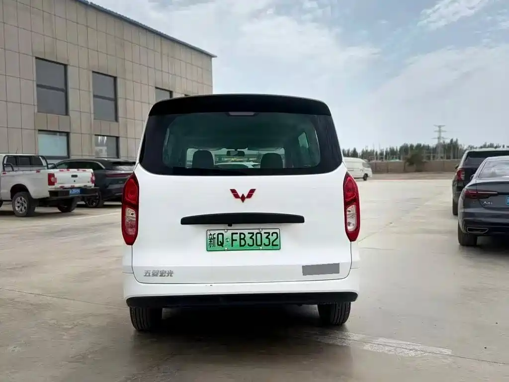 Wuling Hongguang EV — миниатюра 6