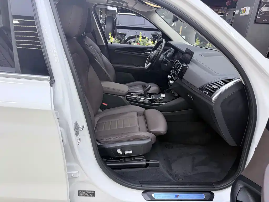 BMW X3 — миниатюра 16