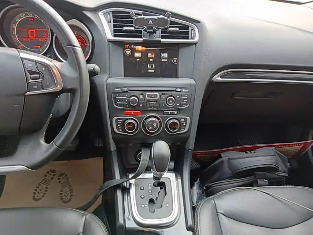 Citroen C4L — миниатюра 13