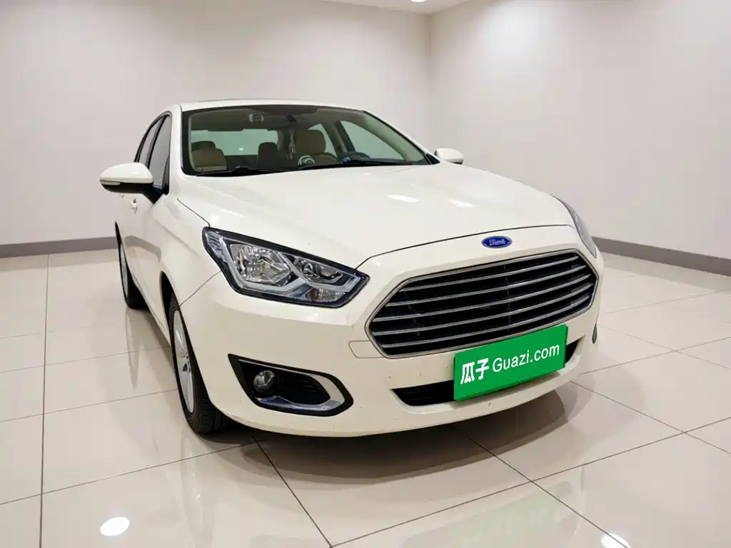 Ford Escort — миниатюра 3