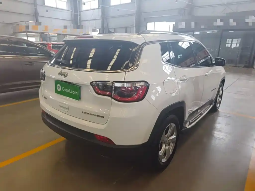 Jeep Compass — миниатюра 7