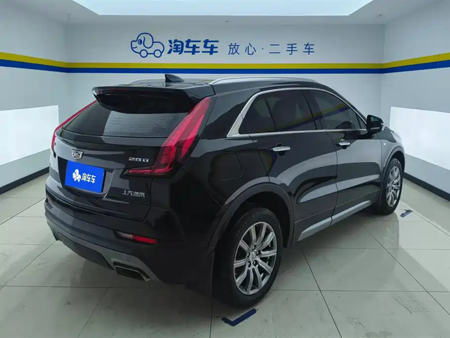 Cadillac XT4 2022 28T Luxury