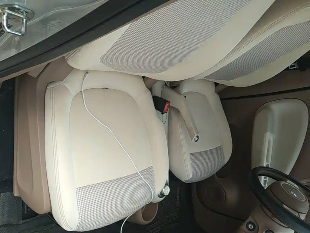 Wuling MINIEV — миниатюра 25