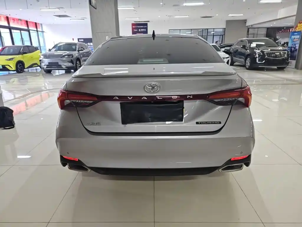 Toyota Avalon — миниатюра 6
