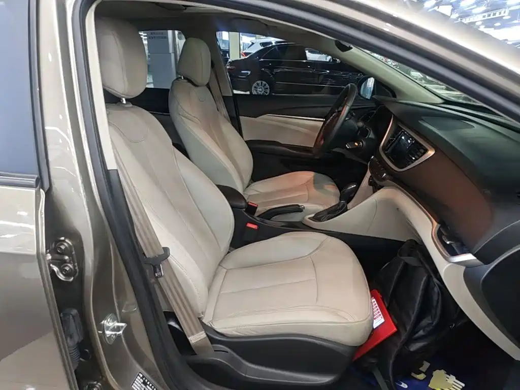 Buick Excelle — миниатюра 25