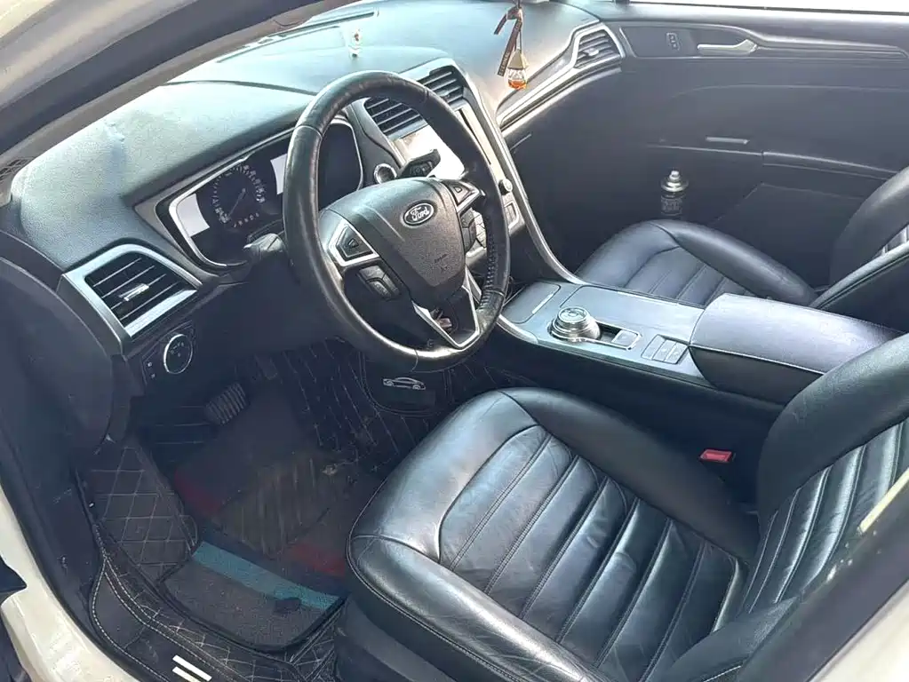 Ford Mondeo — миниатюра 4