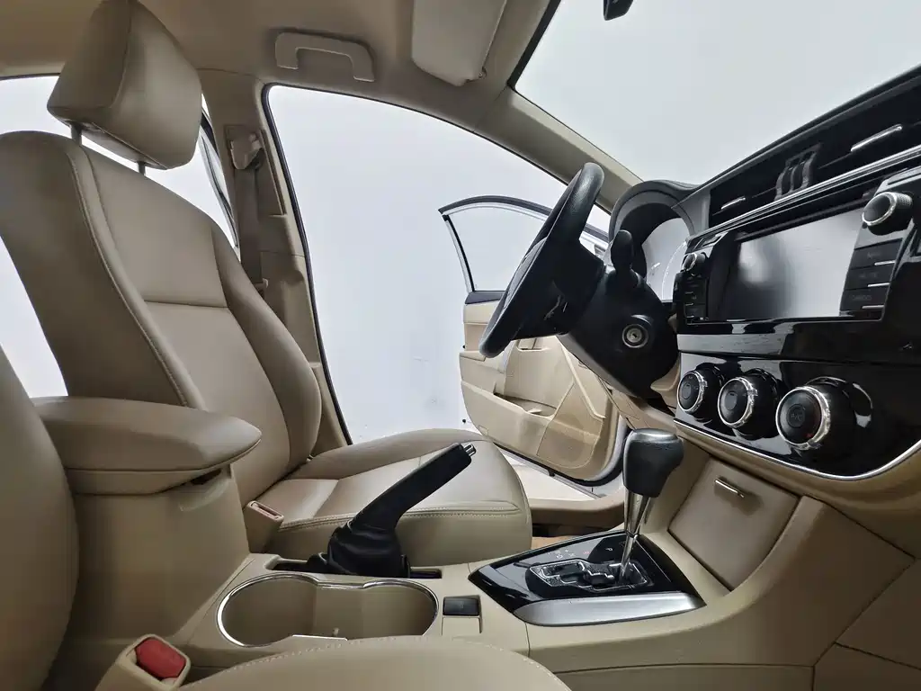 Toyota Corolla — миниатюра 14