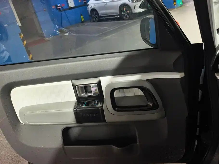 Baojun KiWi EV — миниатюра 7