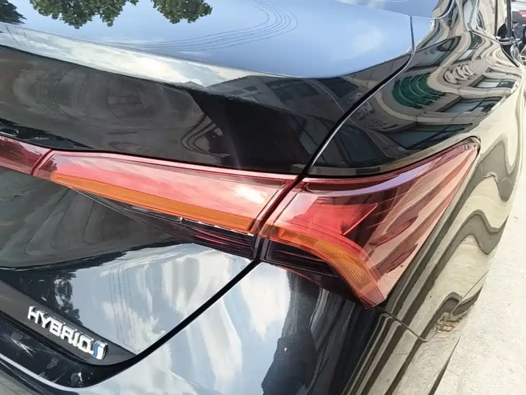 Toyota Avalon — миниатюра 8