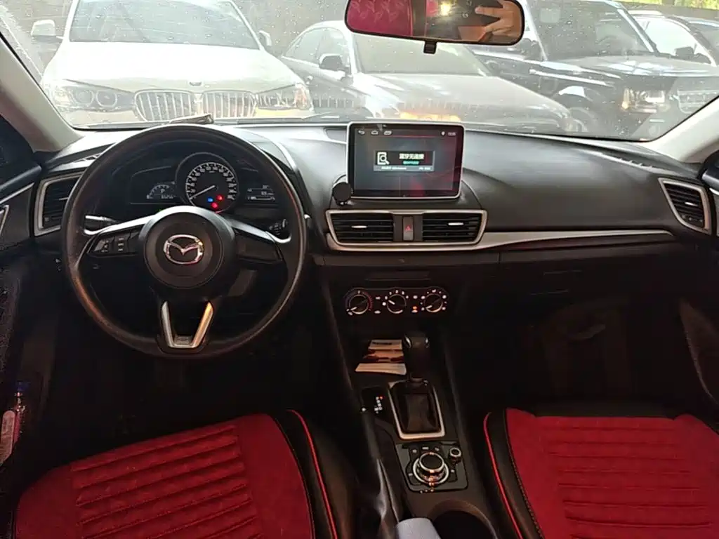 Mazda 3 Axela — миниатюра 10