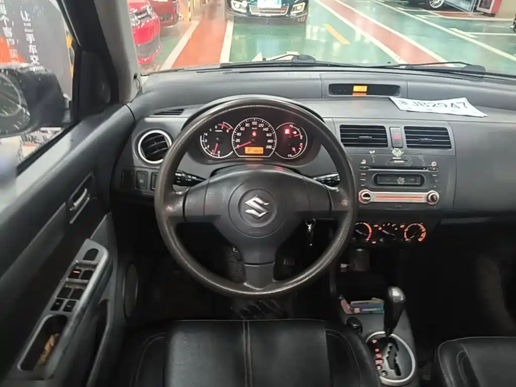 Suzuki Swift — миниатюра 11