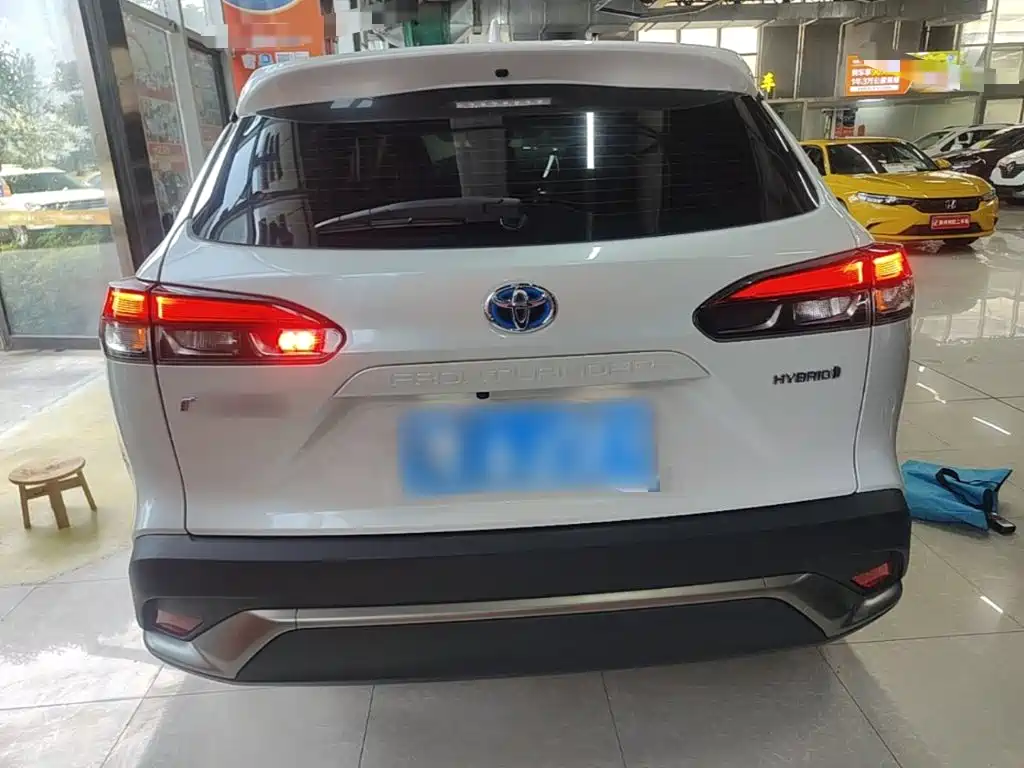 Toyota Frontlander — миниатюра 6