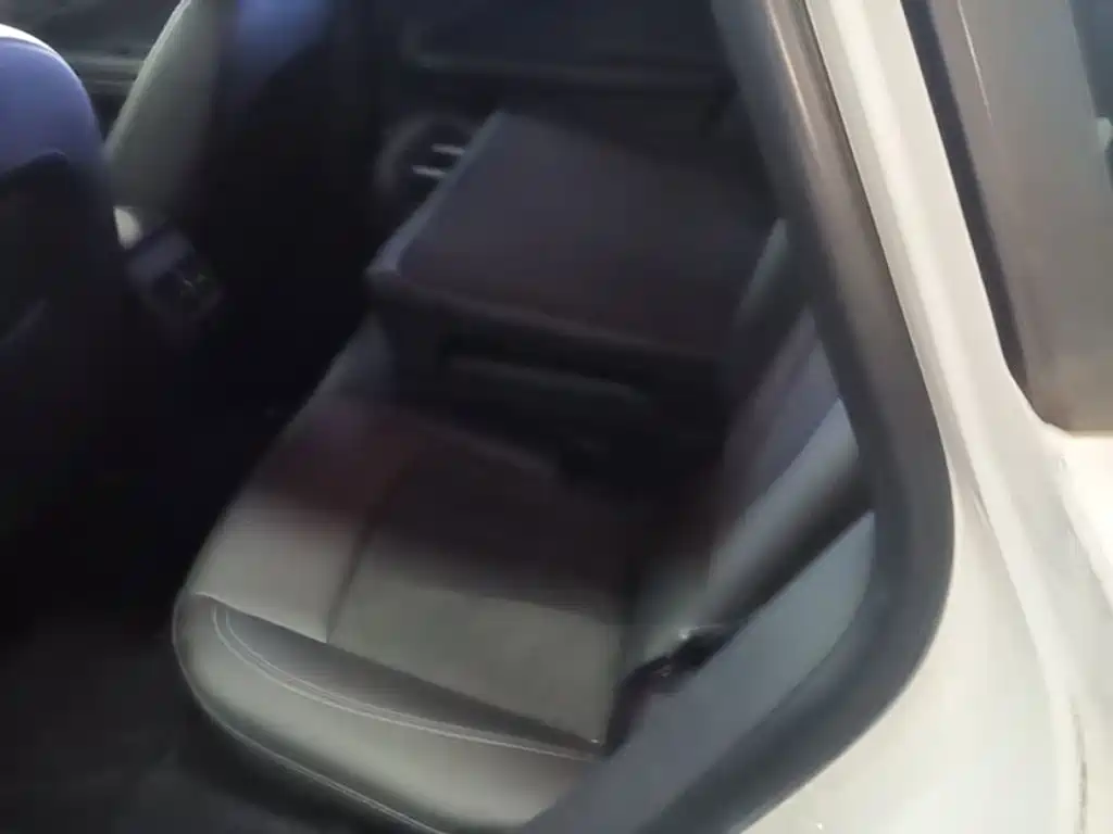 Buick Verano — миниатюра 17