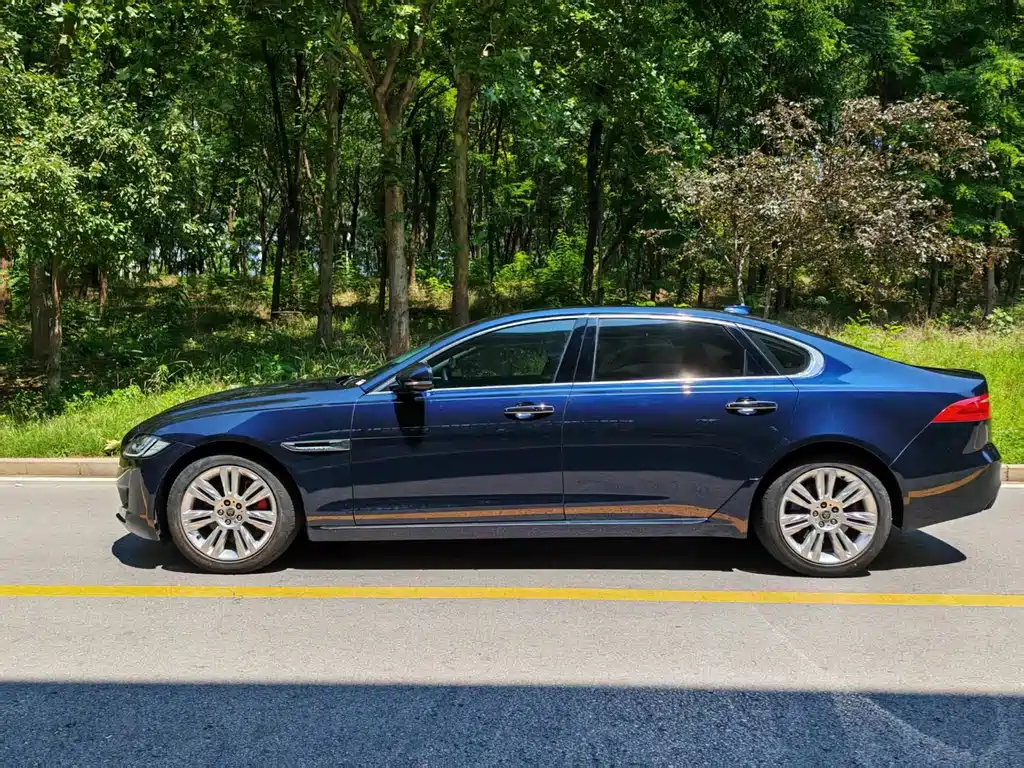 Jaguar XFL 2018 XFL 2.0T 250PS Premium