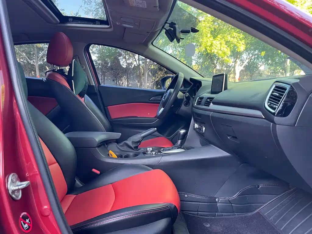 Mazda 3 Axela — миниатюра 11