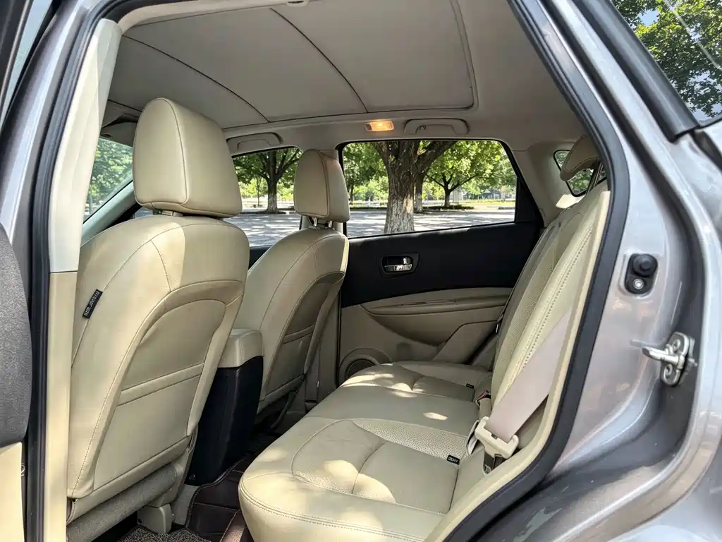 Nissan Qashqai — миниатюра 6