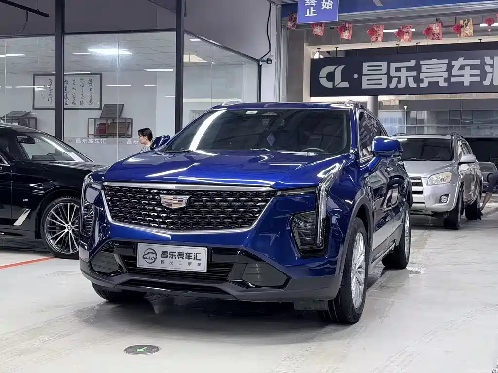 Cadillac XT4 2023