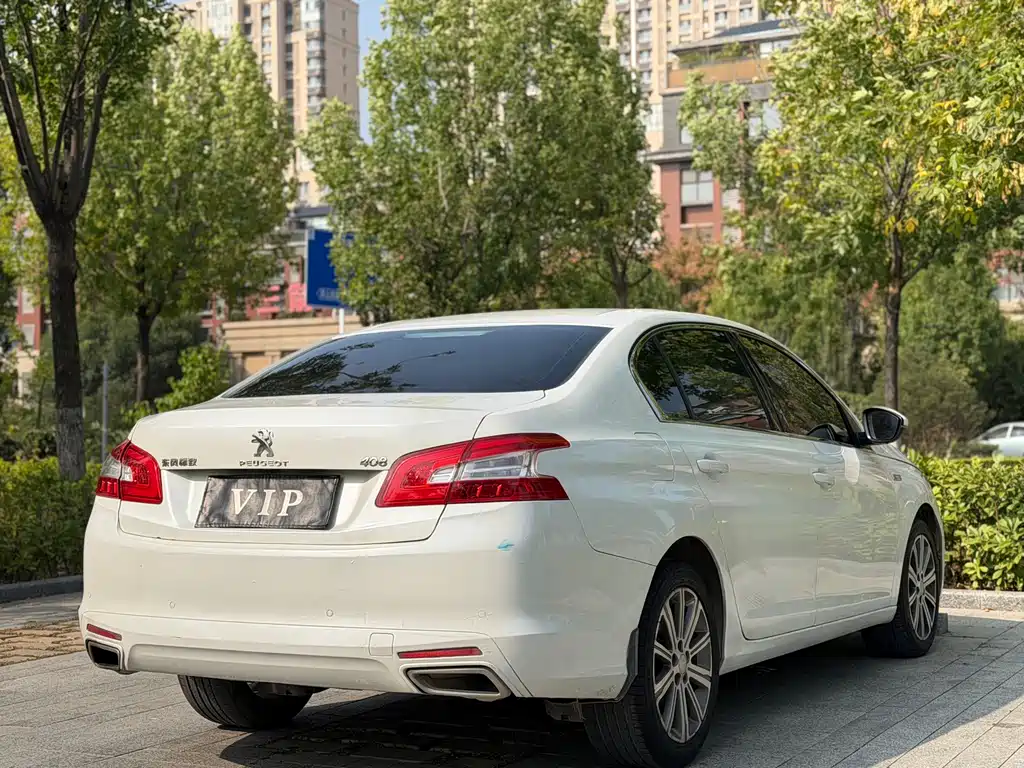 Peugeot 408 — миниатюра 6
