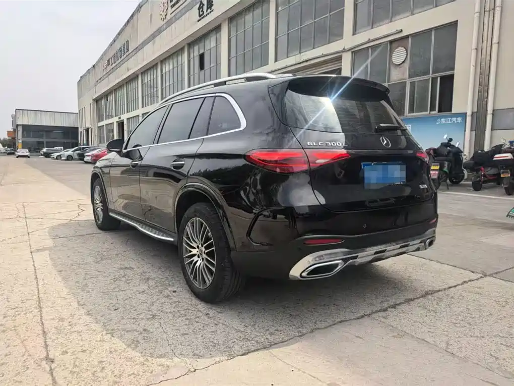 Mercedes-Benz GLC - фото 9