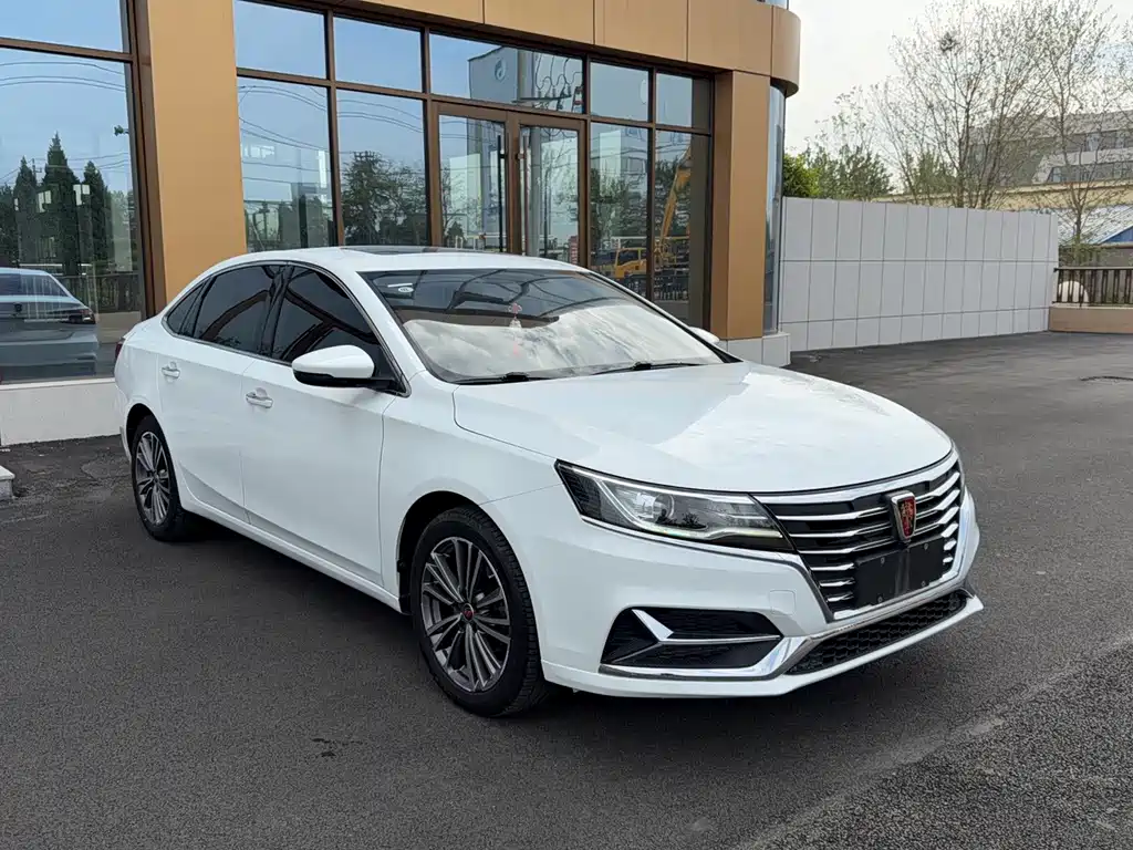Roewe i6 Classic — миниатюра 3