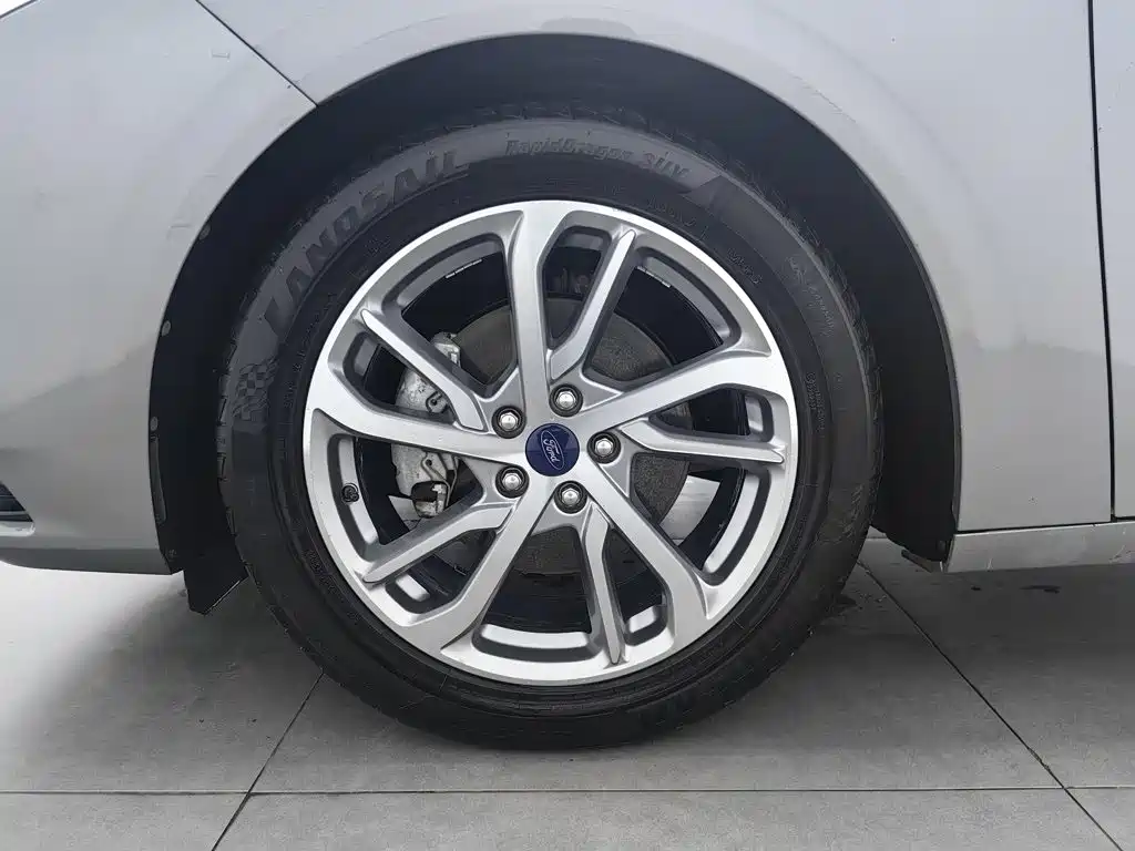 Ford Mondeo — миниатюра 17