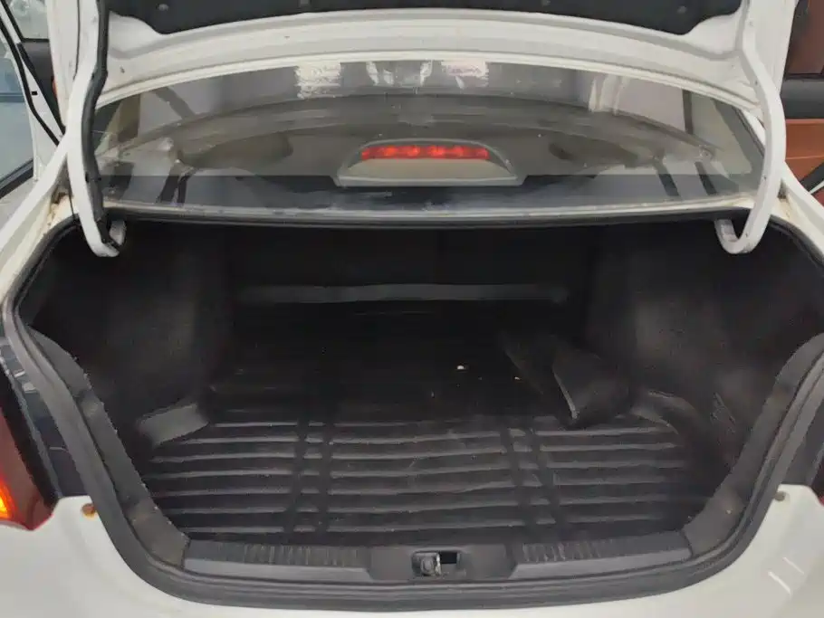 Geely King Kong — миниатюра 4