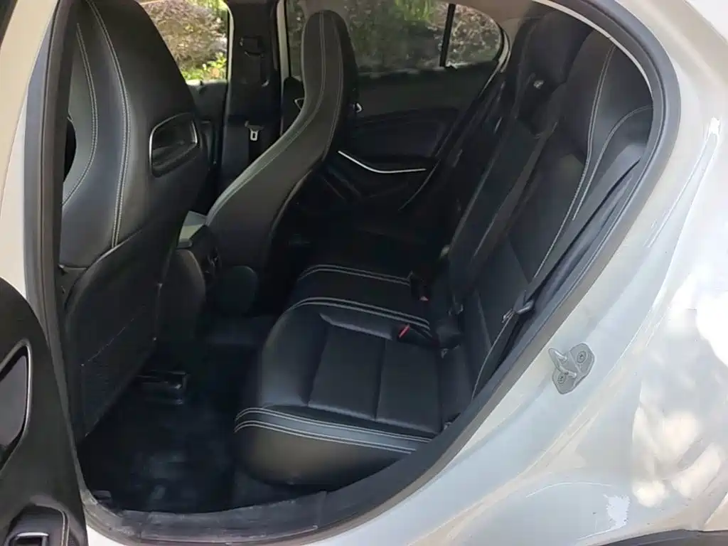 Mercedes-Benz GLA — миниатюра 17