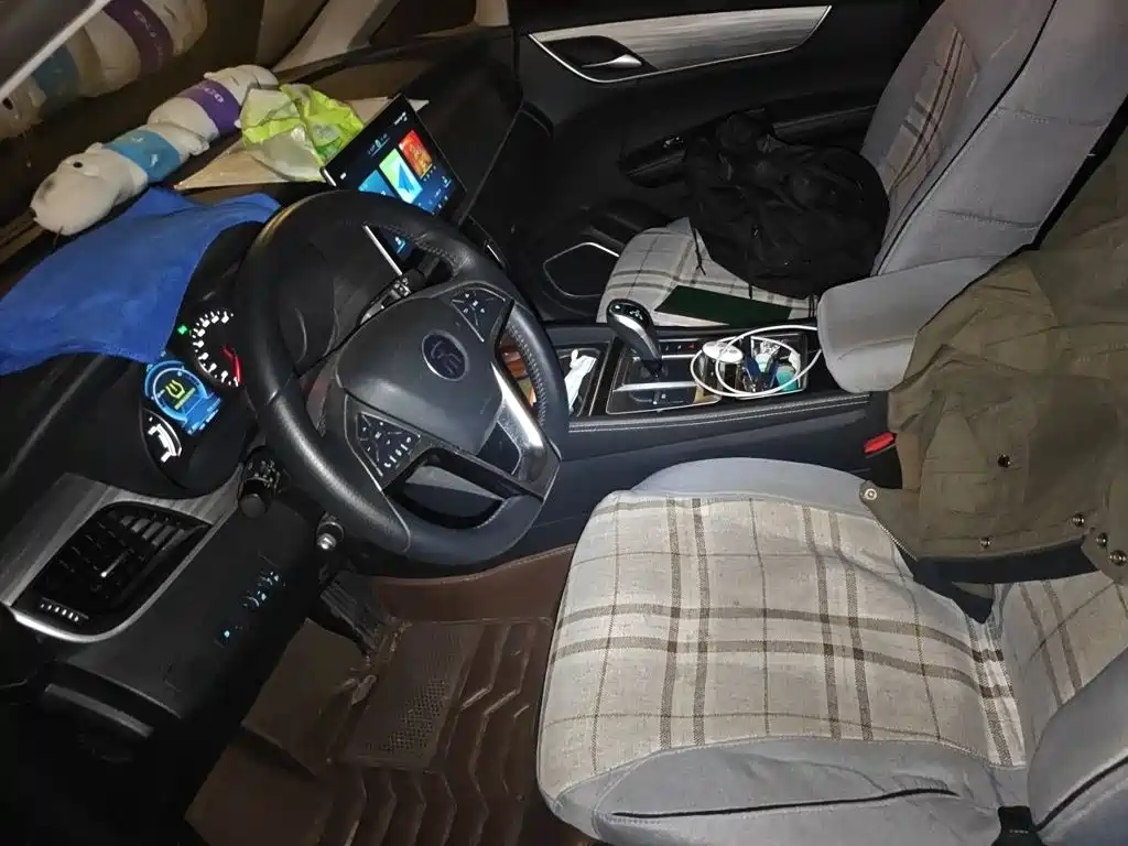 BYD MAX New Energy — миниатюра 8