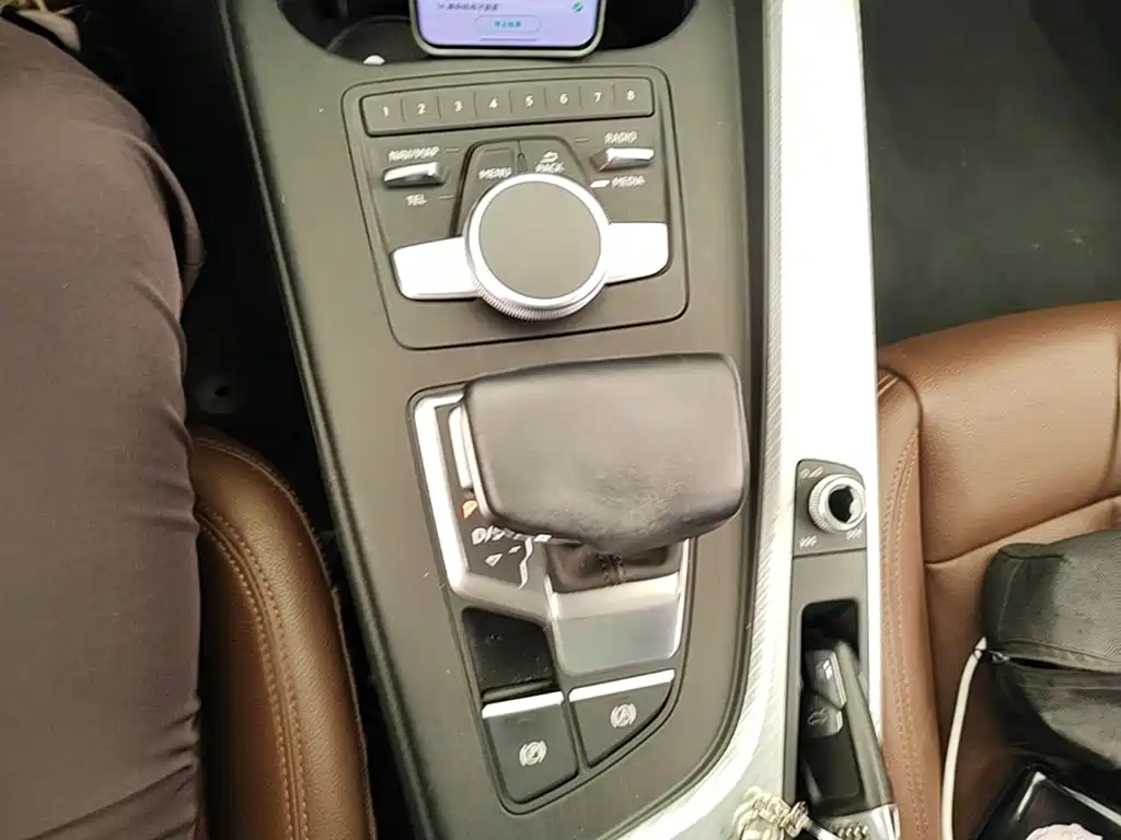 Audi A4 (Import) — миниатюра 14