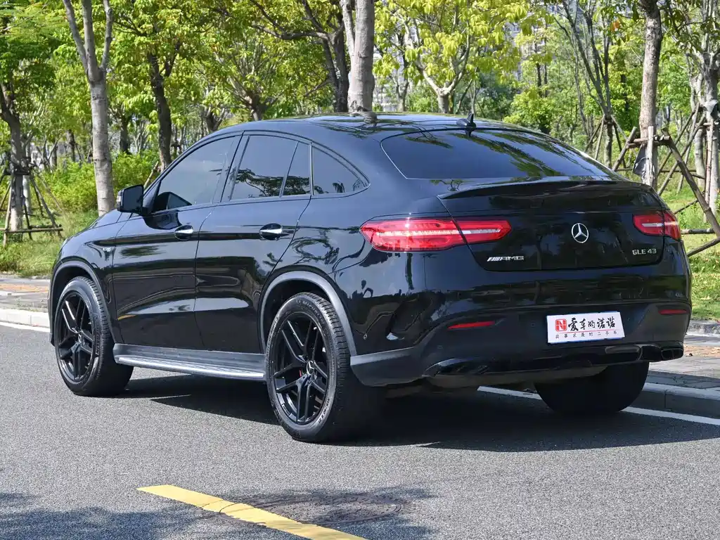 Mercedes-Benz GLE Coupe AMG — миниатюра 4
