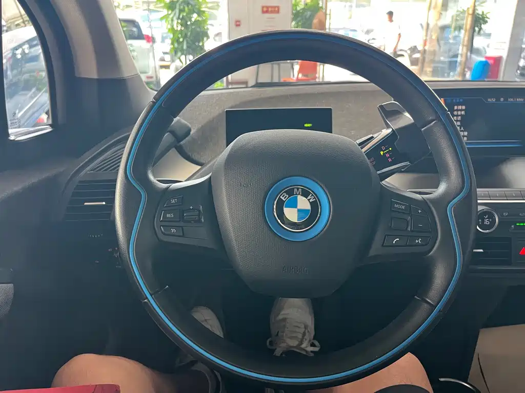 BMW i3 (Import) — миниатюра 9