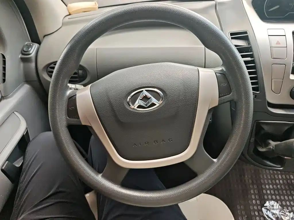 MAXUS V80 — миниатюра 3