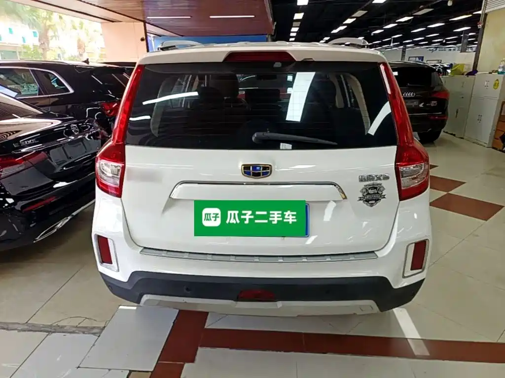Geely Vision X6 — миниатюра 6