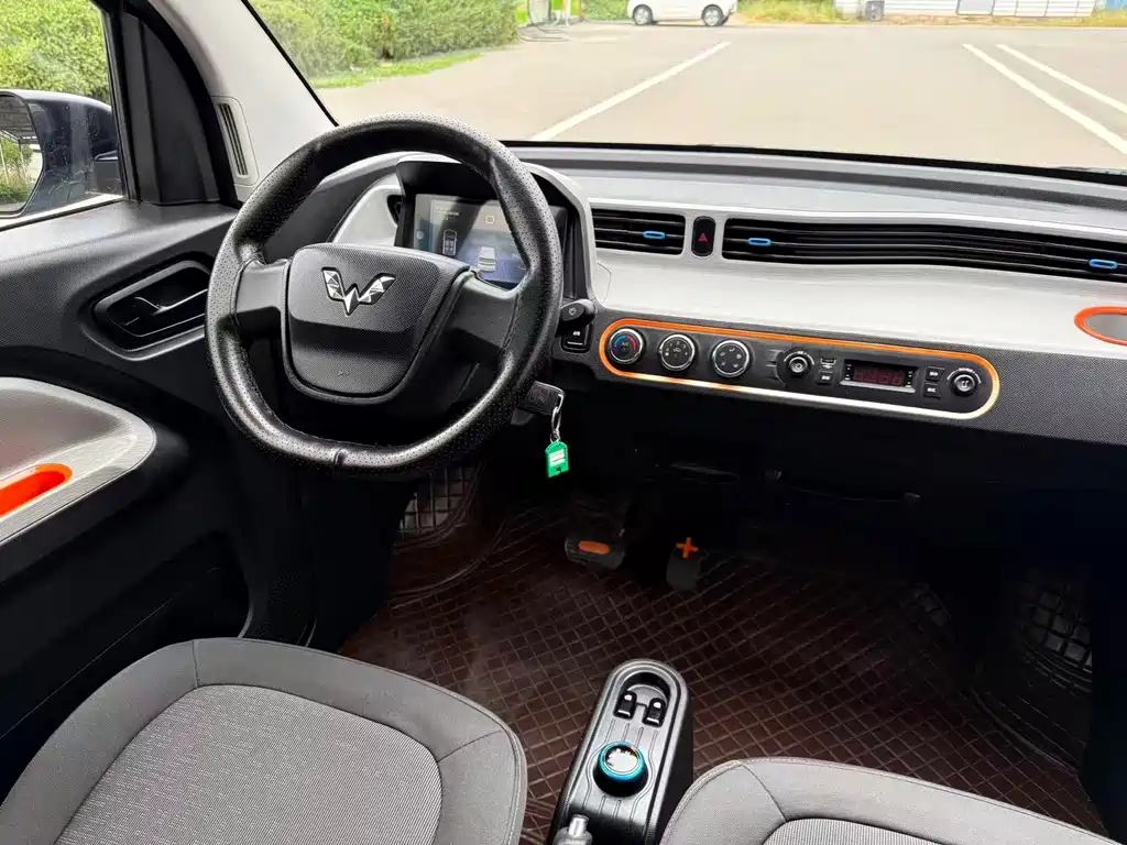 Wuling MINIEV — миниатюра 16