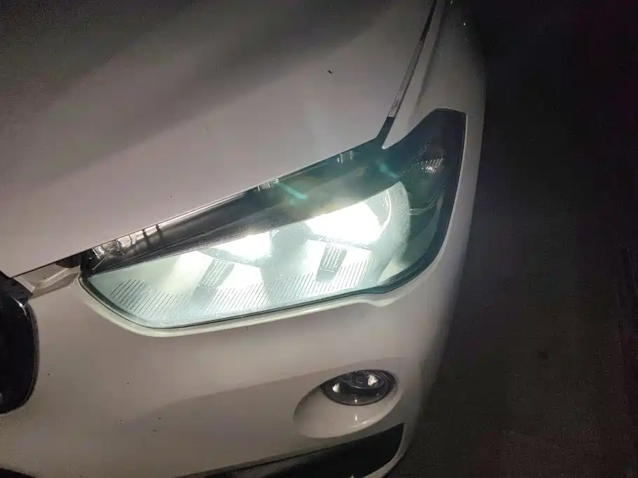 BMW X1 — миниатюра 5