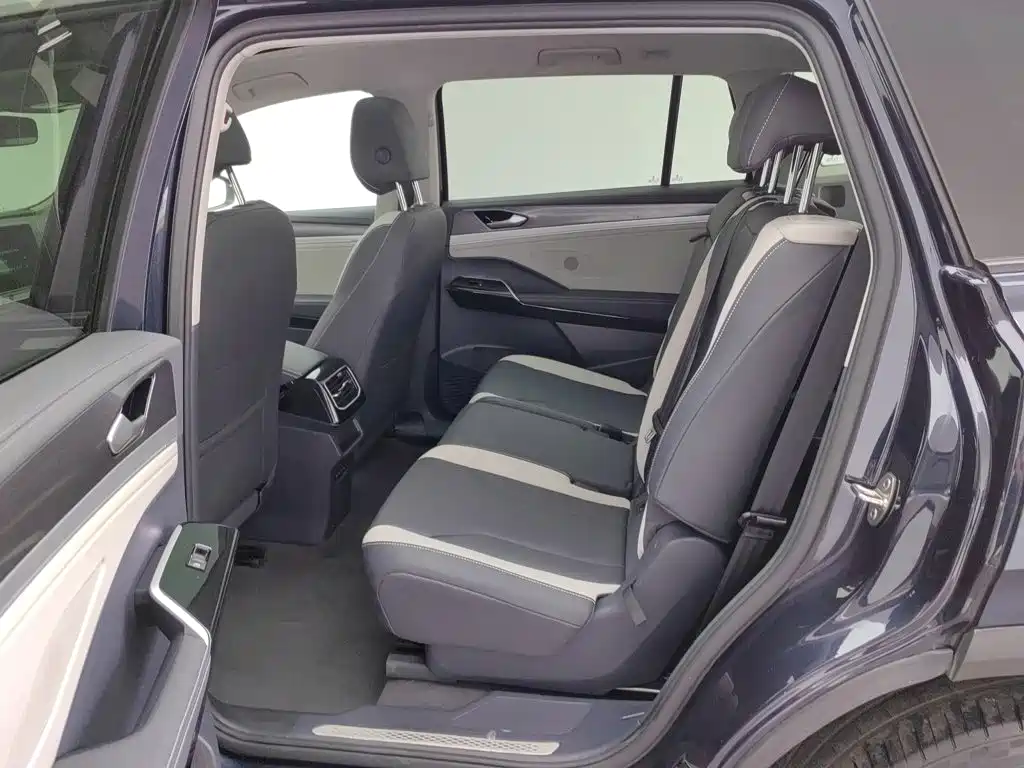 Volkswagen ID.6 Crozz — миниатюра 15