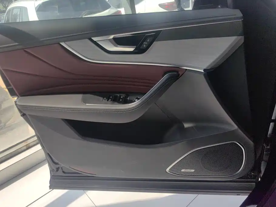 Hongqi Hongqi HS5 — миниатюра 7