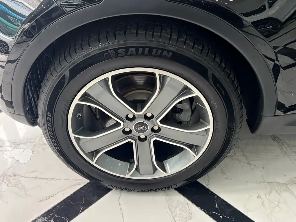 Land Rover Discovery — миниатюра 16