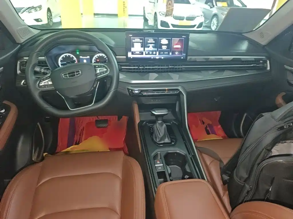 Geely Vision X6 — миниатюра 10