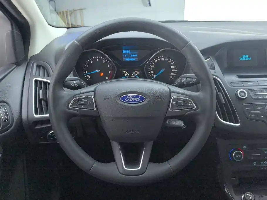 Ford Focus — миниатюра 15