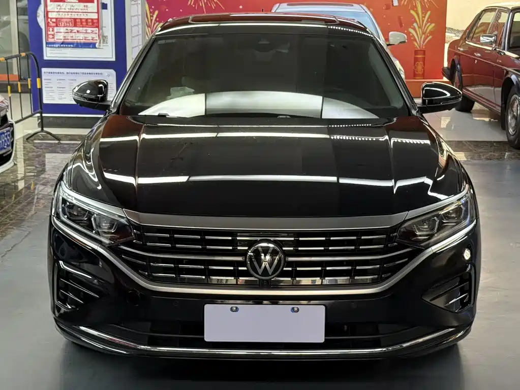 Volkswagen Passat 2024