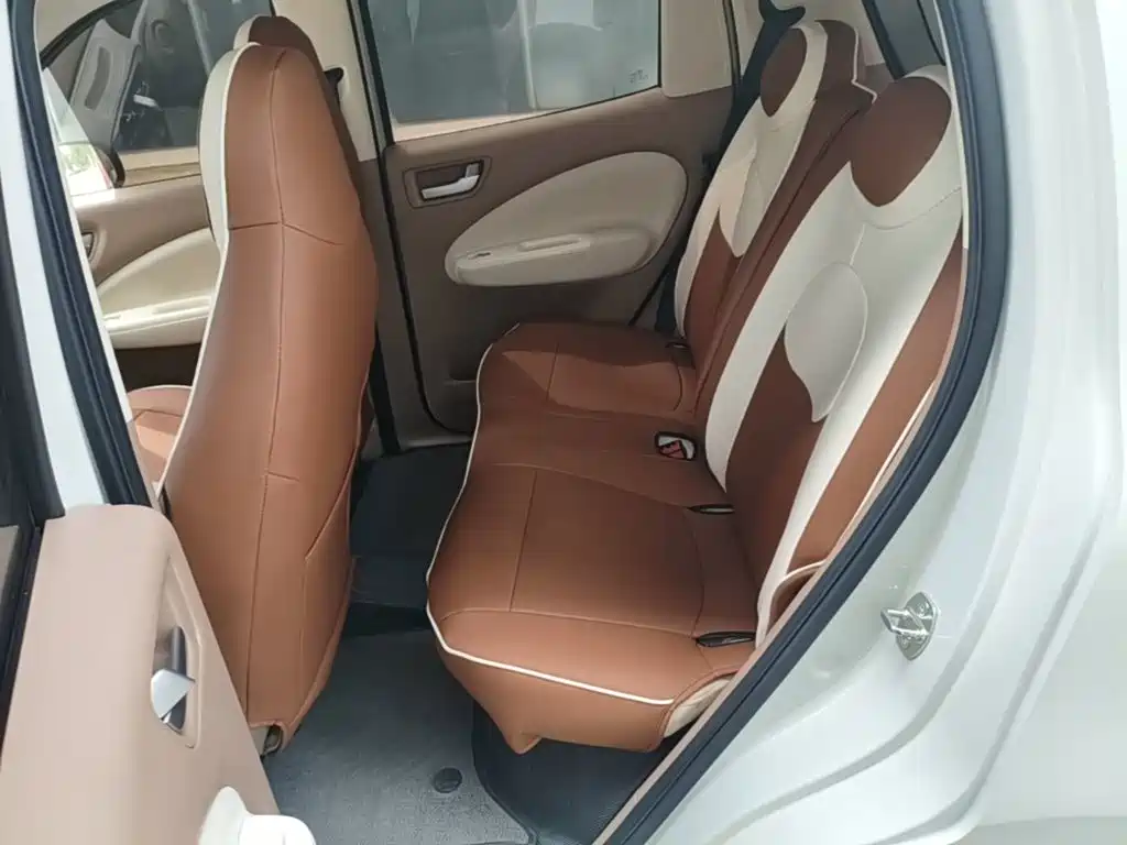 Wuling MINIEV — миниатюра 17